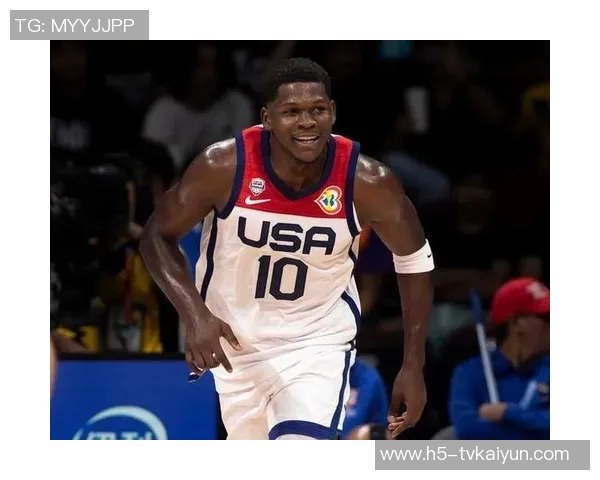 爱德华兹上半场表现亮眼15投6中三分球命中率不佳但仍斩获17分