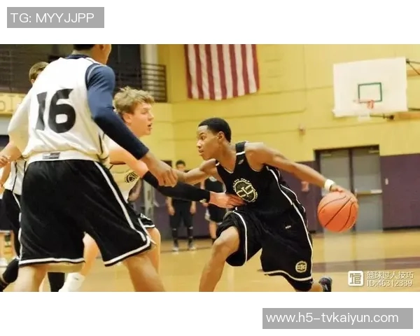 奎斯塔谈帕尔马团队精神强调团结与投入的重要性及比赛节奏的连贯性 奎斯塔谈帕尔马团队精神强调团结与投入的重要性及比赛节奏的连贯性