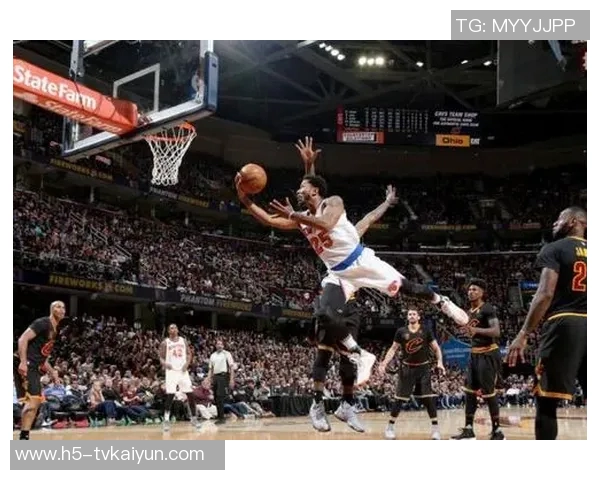 张佳玮分析雷霆防守与亚历山大表现马刺三卫虽能创造机会却难以联动全队