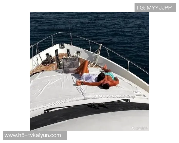 东契奇分享钓鱼假期照片享受海边宁静时光远离喧嚣