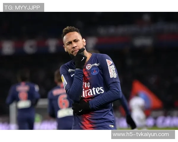 内马尔厕所不关门的趣事让我大开眼界，原来他一直都是这样的人